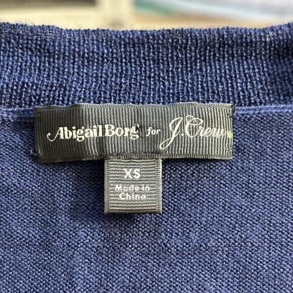 J.CREW Abigail Borg Navy Merino Wool Tie-Neck V-Neck Sweater - Picture 8 of 10